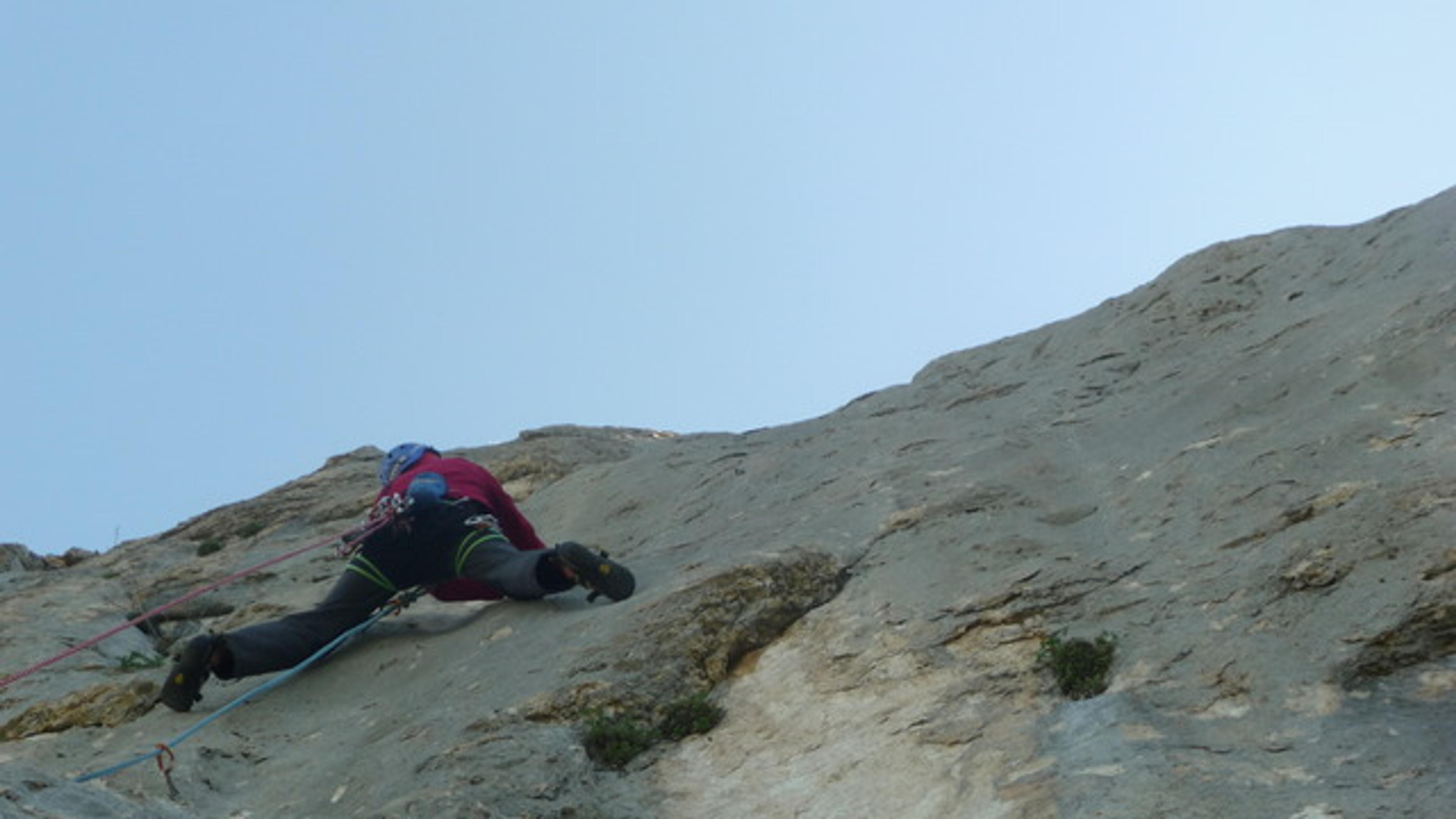 Seb dans la longueur en 7b