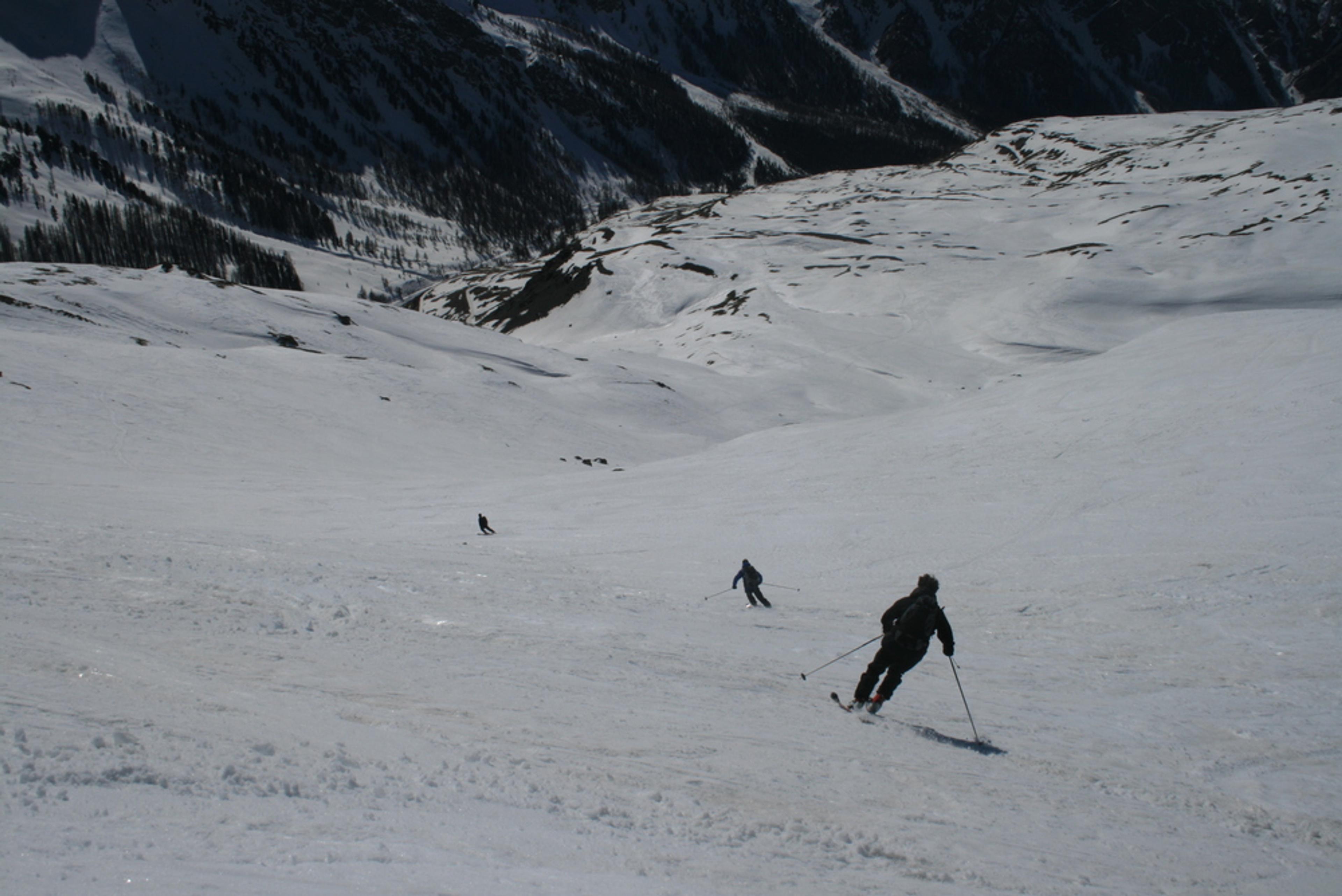Raid ski Queyras - Pic Traversier - Bonne neige malgré l'horaire tardif