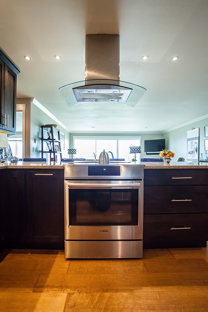 View Condo by Jennifer Ryan Design