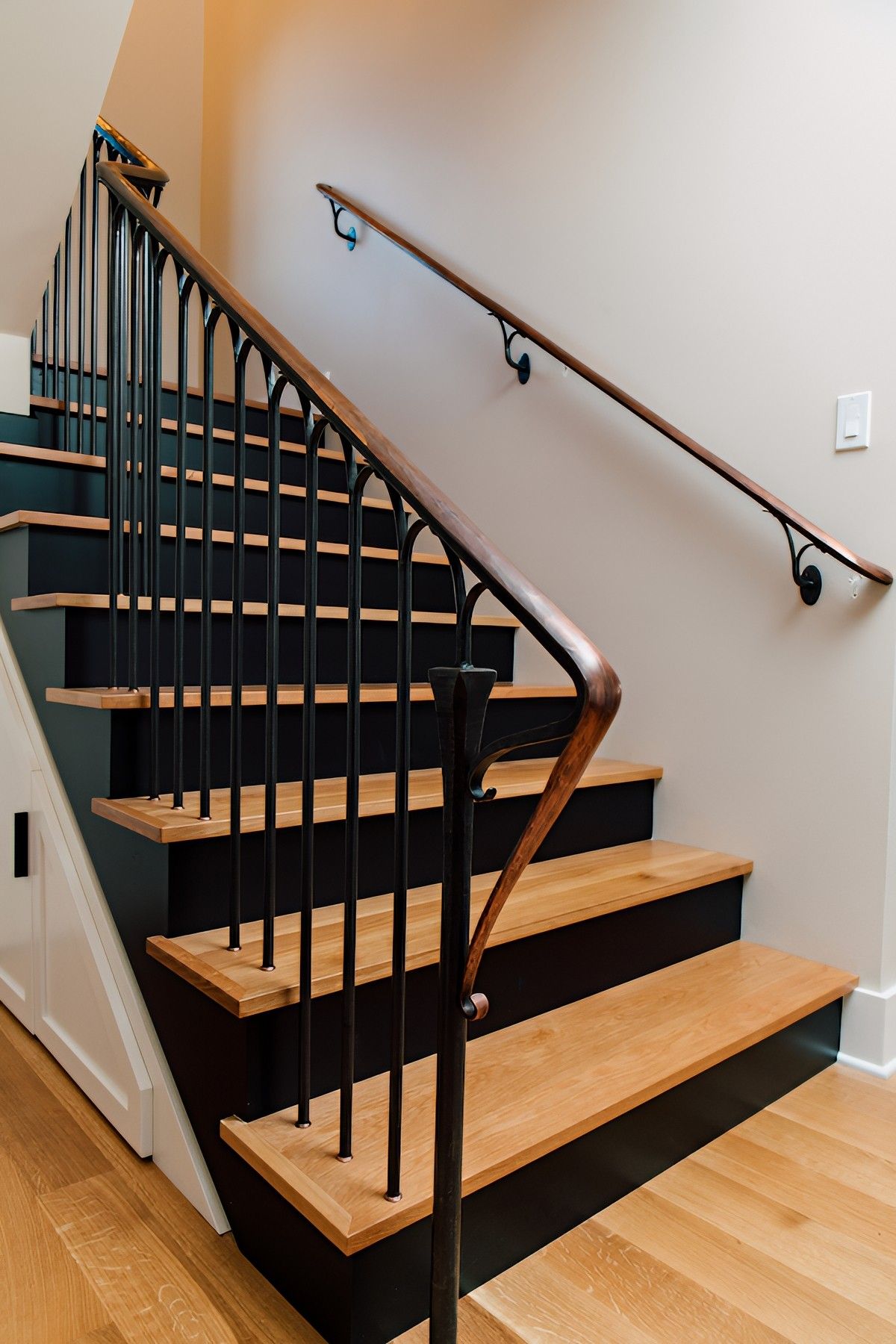 Upstairs Downstairs by Jennifer Ryan Design