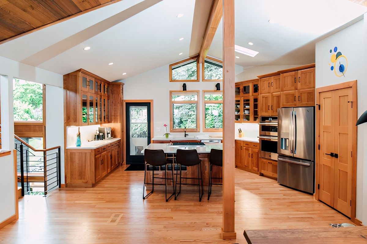 By the Side of the Bay by Jennifer Ryan Design