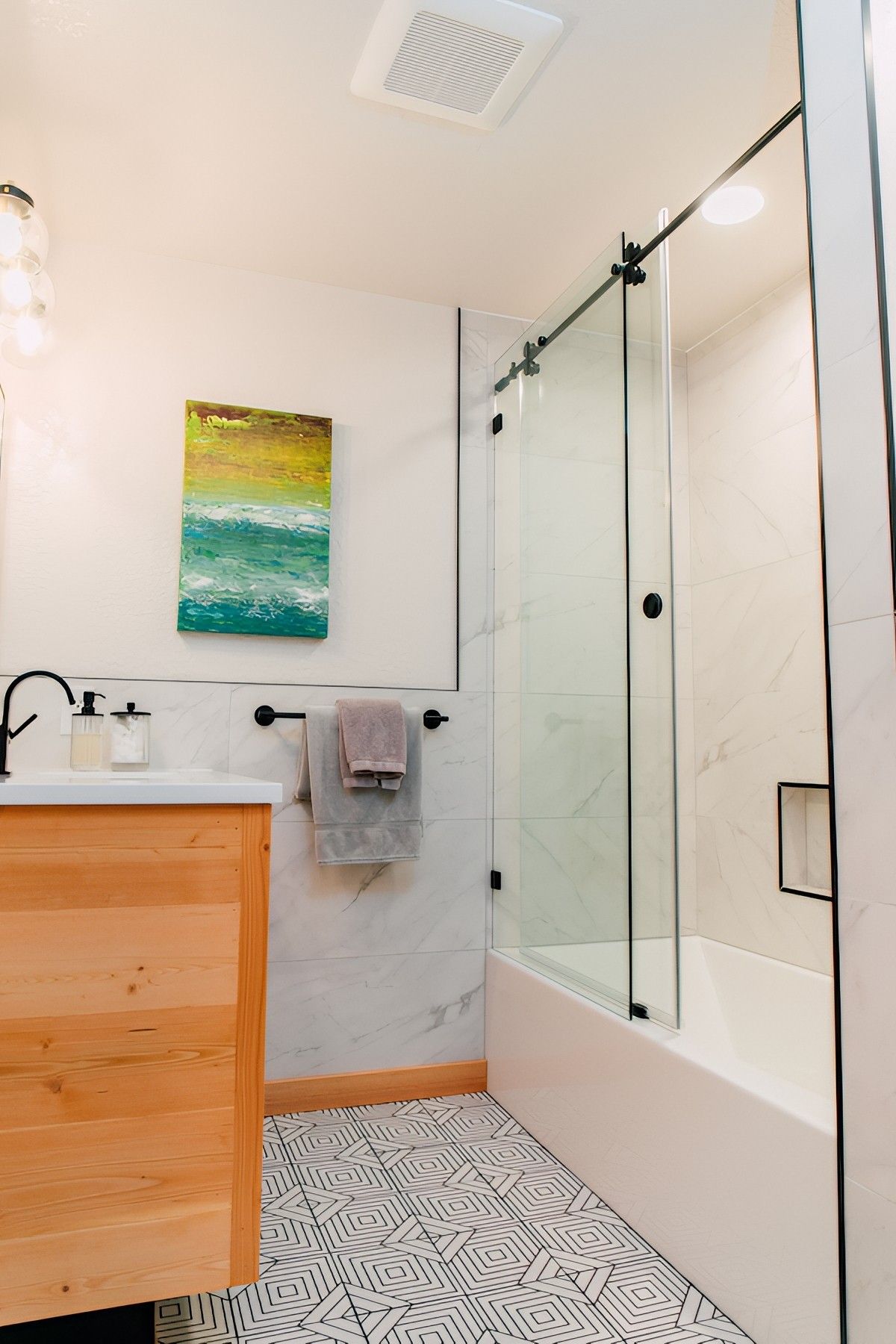 Black vs White by Jennifer Ryan Design