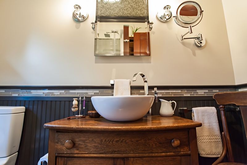 Farmhouse Bath by Jennifer Ryan Design