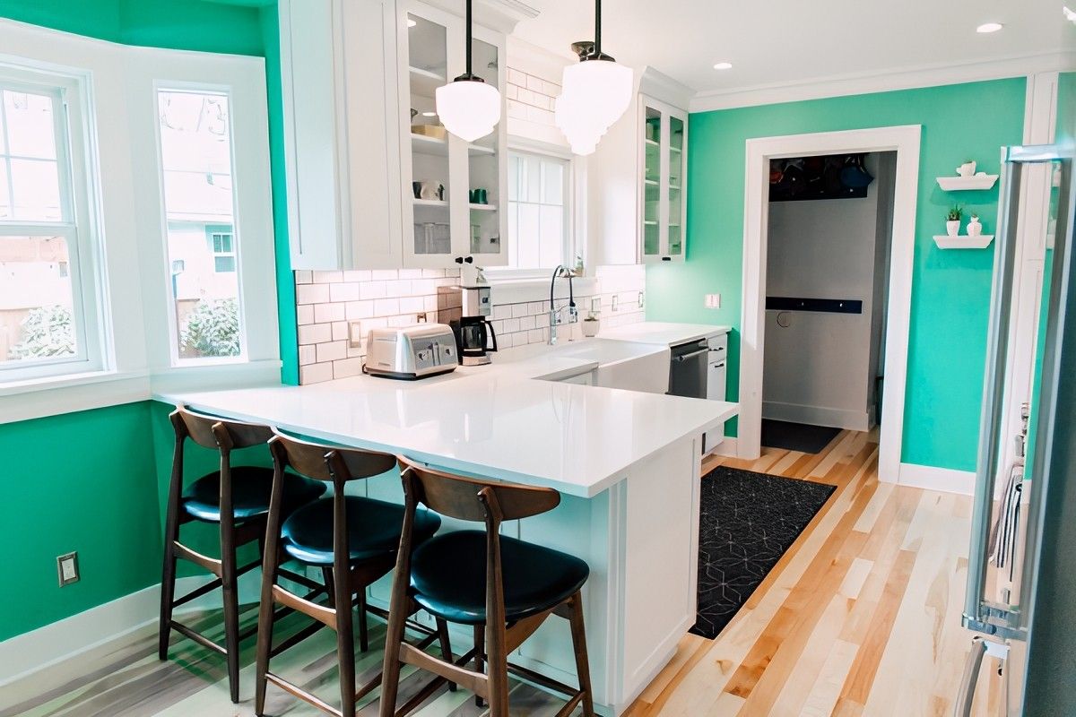 Light and Bright by Jennifer Ryan Design