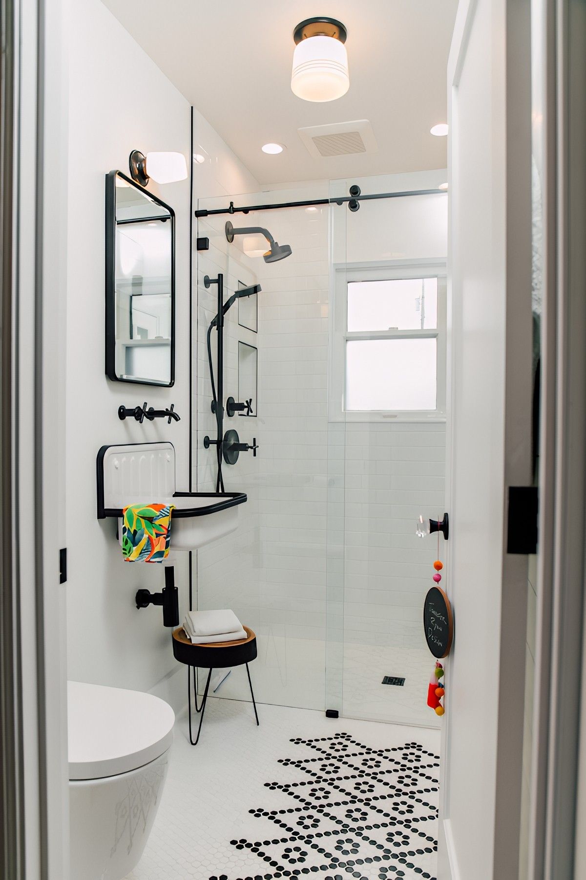 White House by Jennifer Ryan Design