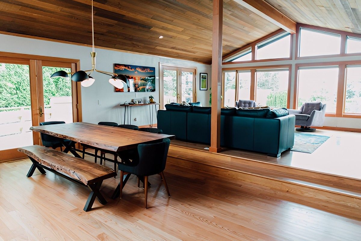 By the Side of the Bay by Jennifer Ryan Design