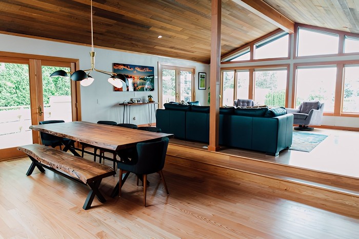 By the Side of the Bay by Jennifer Ryan Design