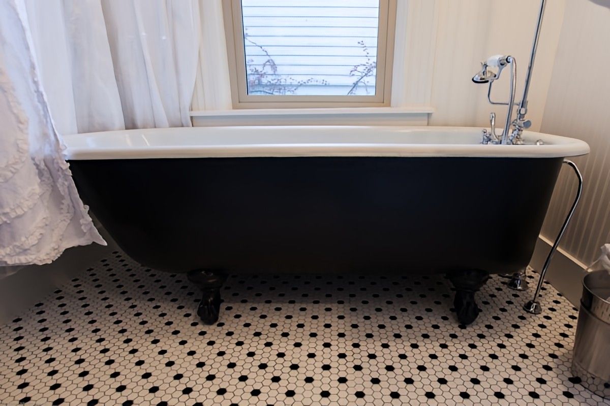 Vintage Glam by Jennifer Ryan Design