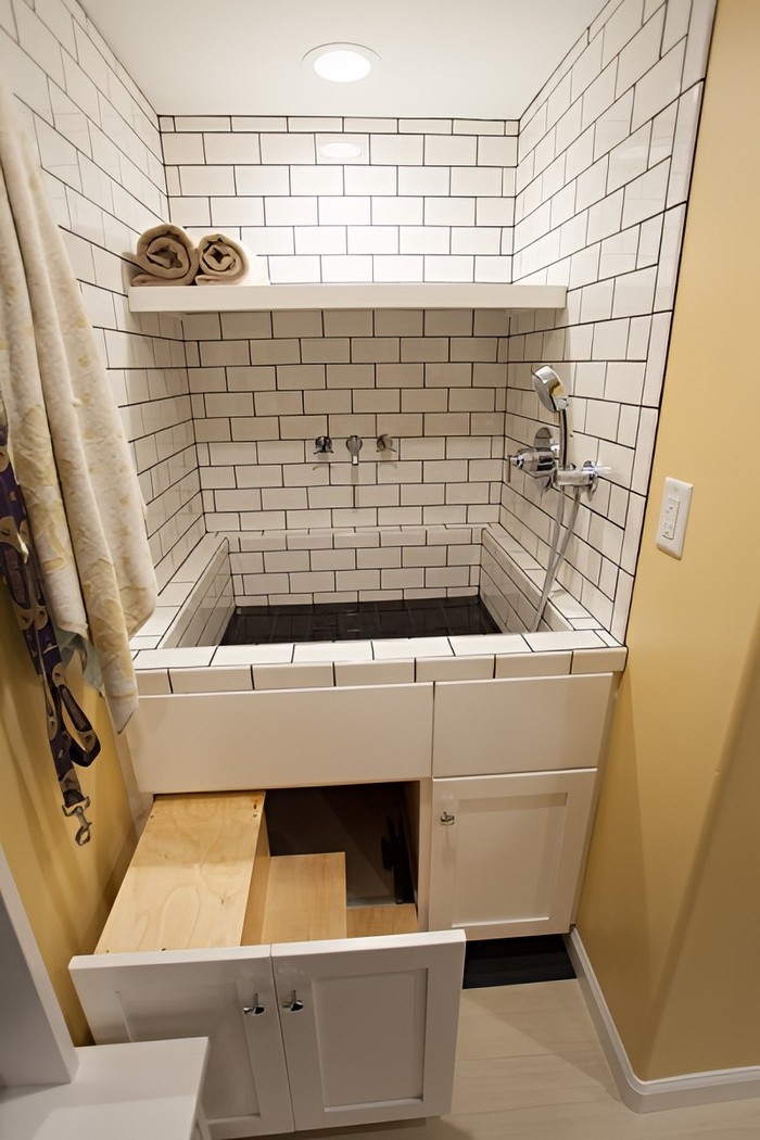 Multi-Use Laundry by Jennifer Ryan Design