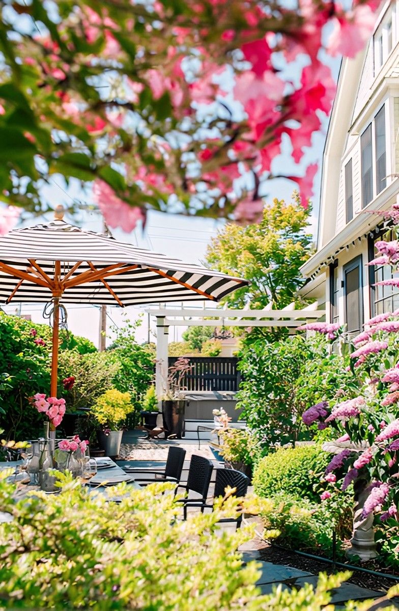 Secret Garden by Jennifer Ryan Design