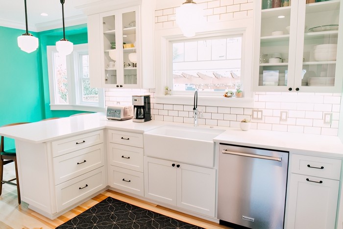 Light and Bright by Jennifer Ryan Design