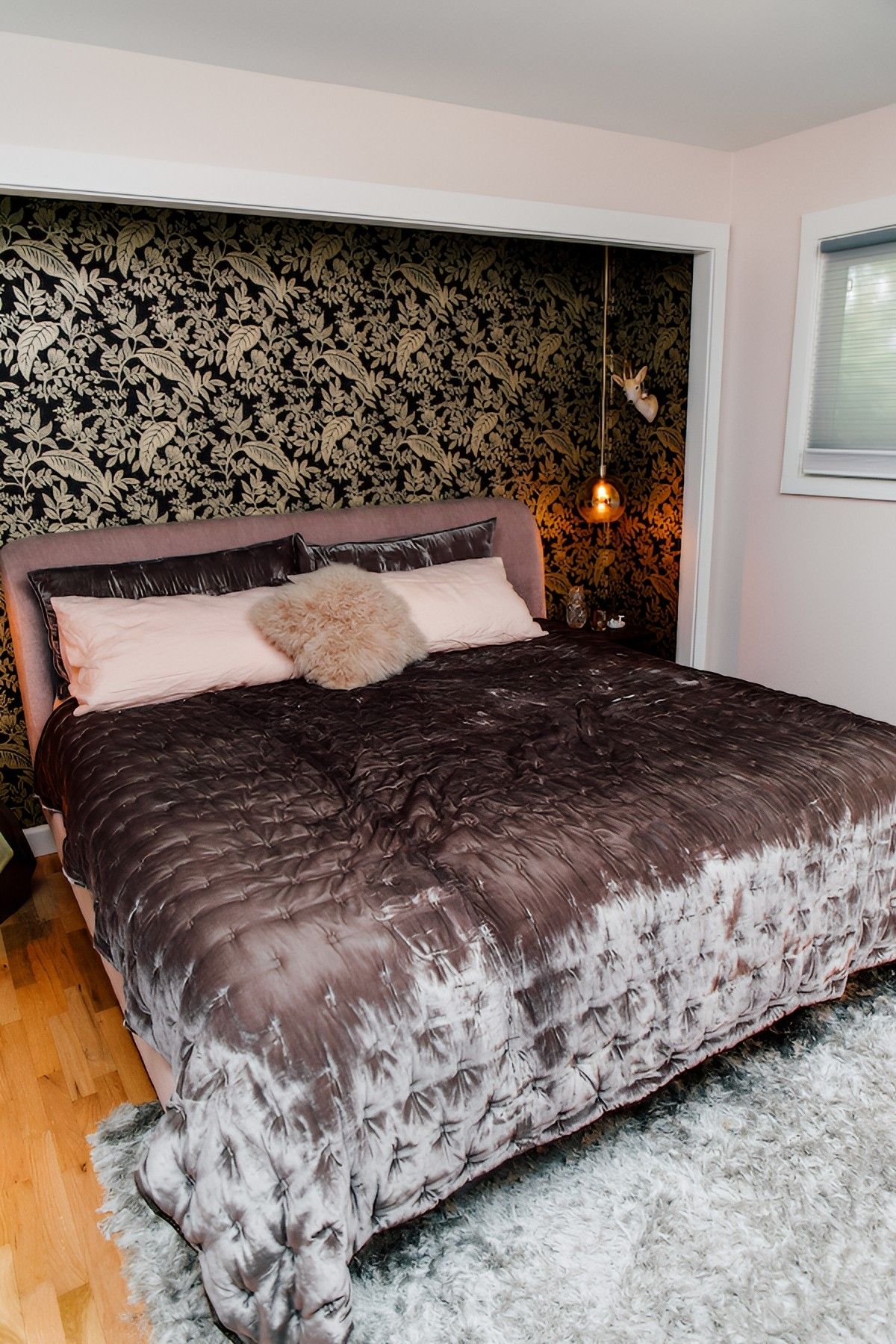 Dark & Moody by Jennifer Ryan Design