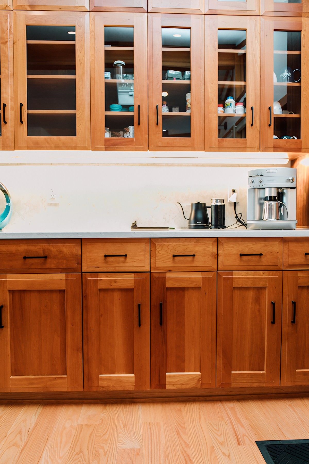 By the Side of the Bay by Jennifer Ryan Design