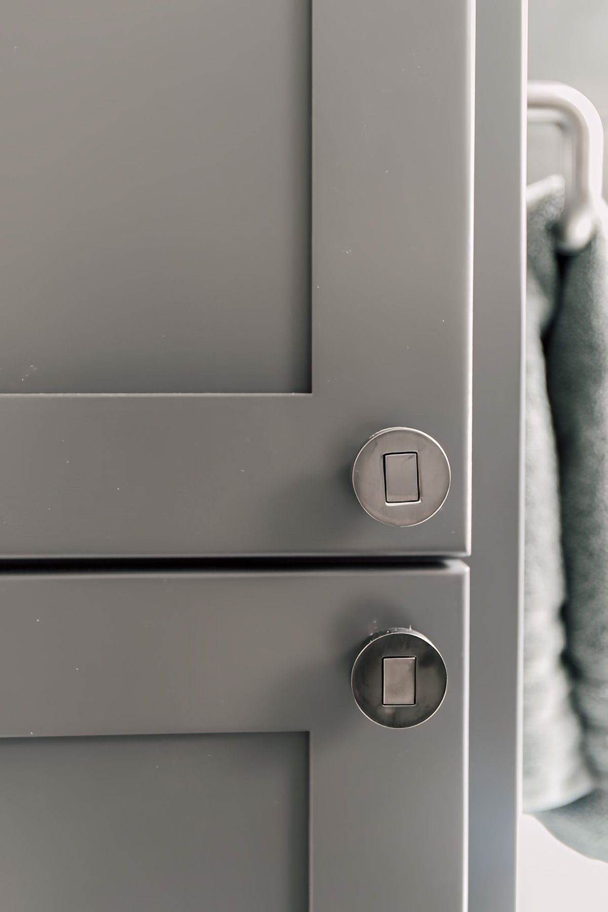 Bachelor Pad by Jennifer Ryan Design