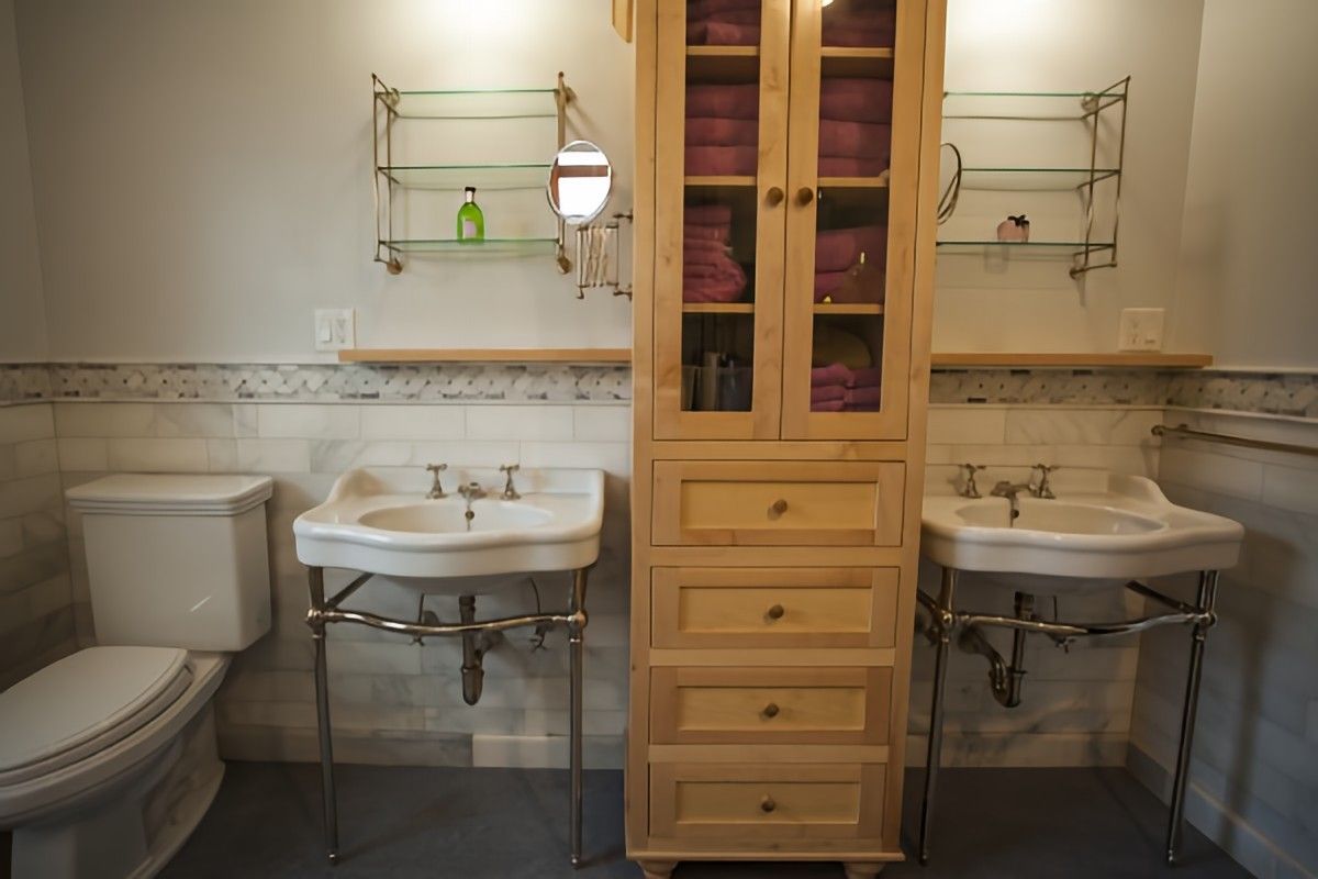 European Flair by Jennifer Ryan Design