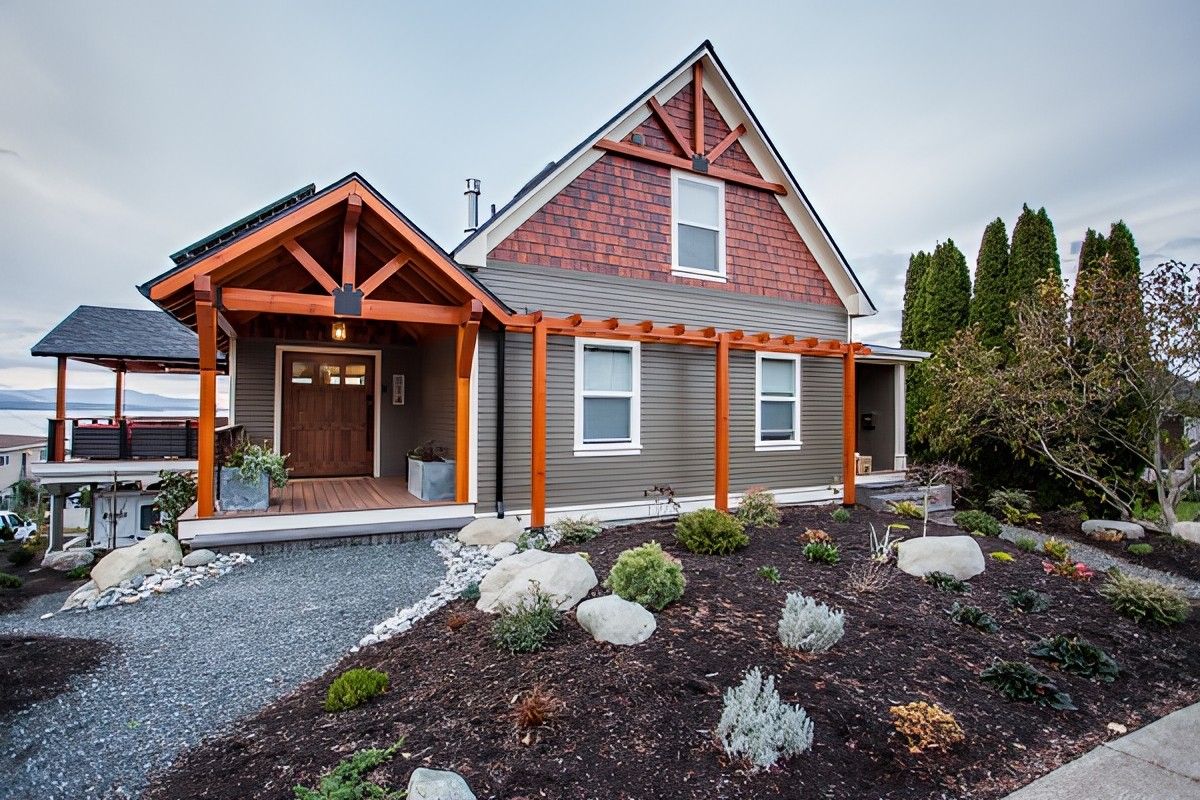 Outdoor Retreat by Jennifer Ryan Design