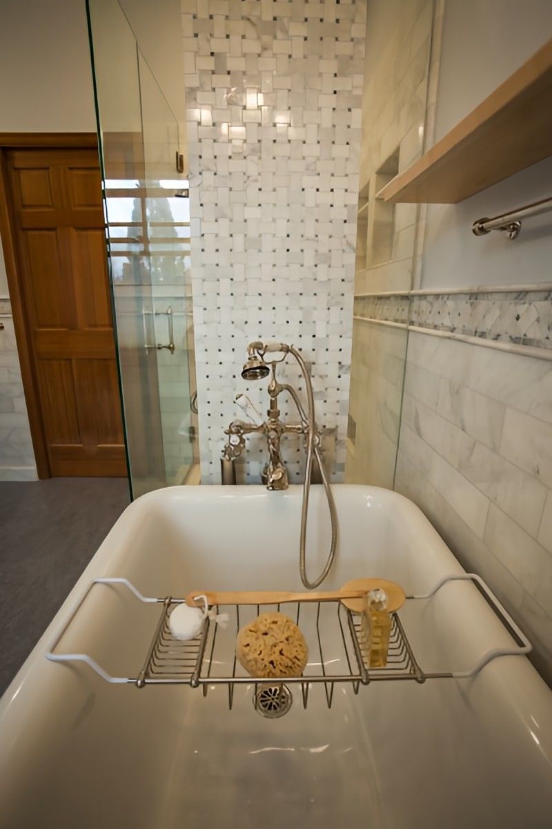 European Flair by Jennifer Ryan Design