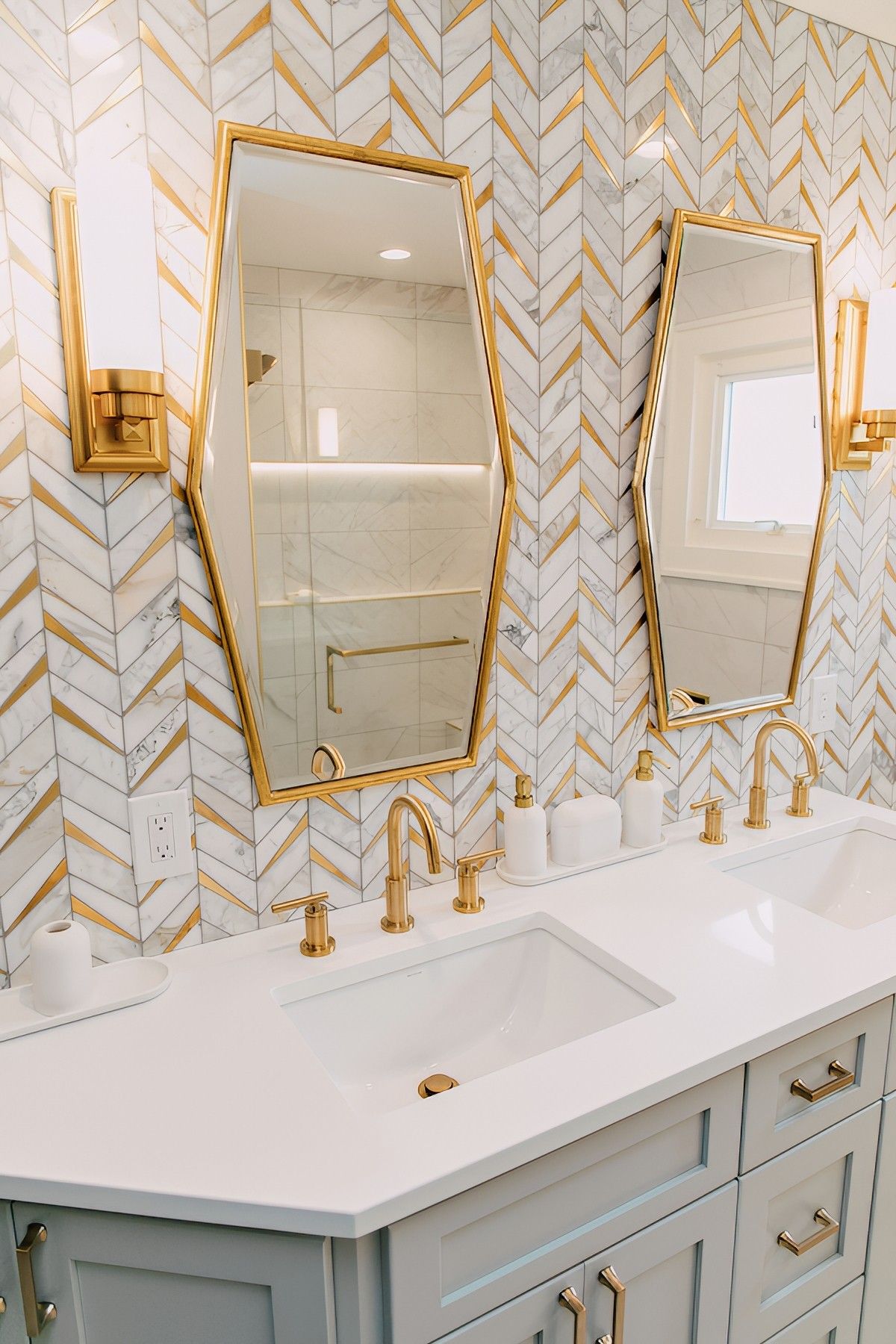 Gilded Glamour by Jennifer Ryan Design