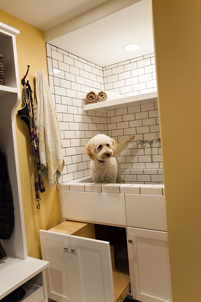 Multi-Use Laundry by Jennifer Ryan Design