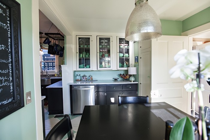 Vintage Charm by Jennifer Ryan Design