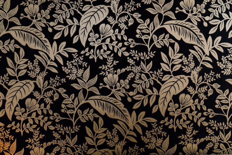 Dark & Moody by Jennifer Ryan Design