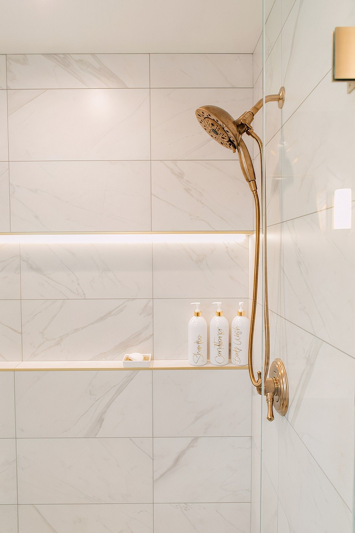 Gilded Glamour by Jennifer Ryan Design