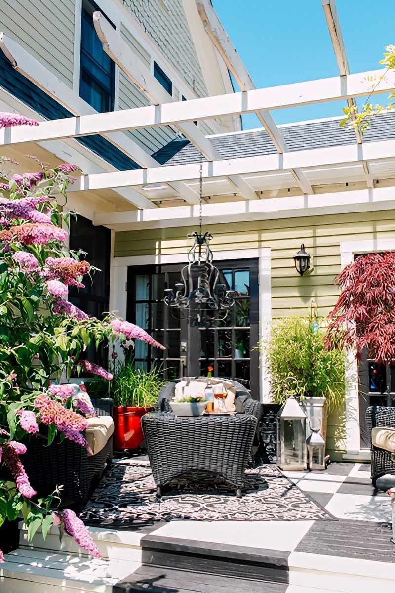 Secret Garden by Jennifer Ryan Design