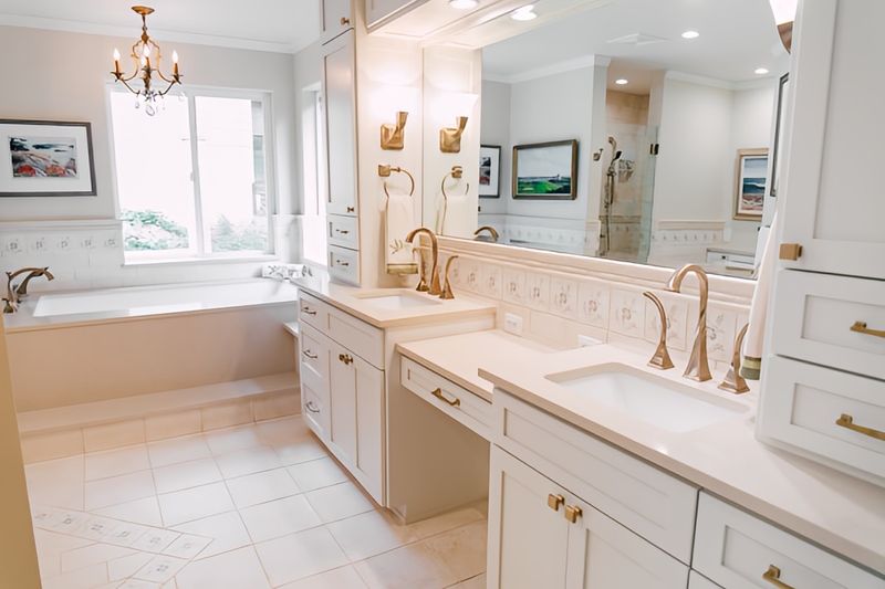 Dream Ensuite by Jennifer Ryan Design