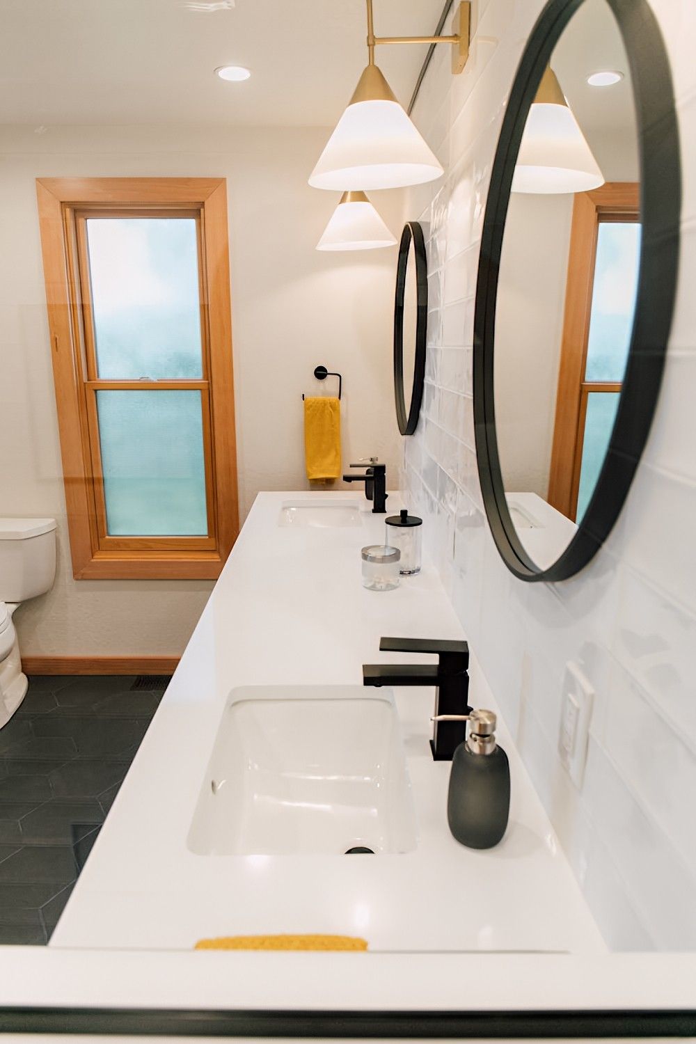 Mid Century by Jennifer Ryan Design