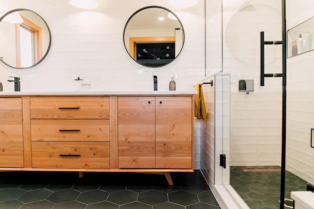 Mid Century by Jennifer Ryan Design