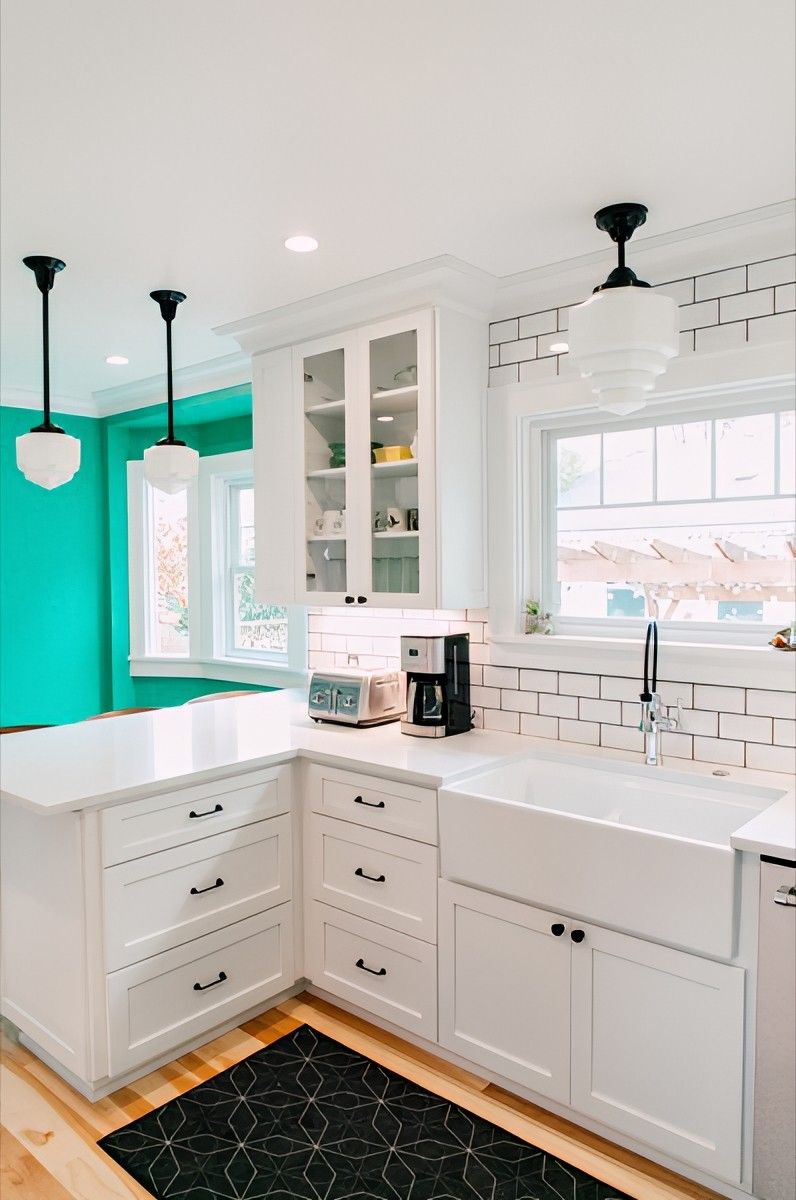 Light and Bright by Jennifer Ryan Design