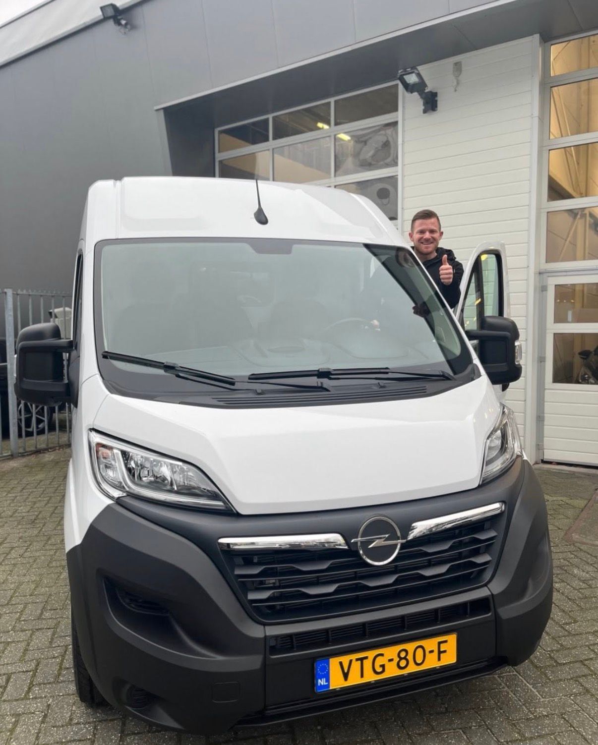 Enrico met eerste koerierbus