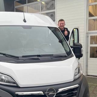 Enrico met eerste koerierbus