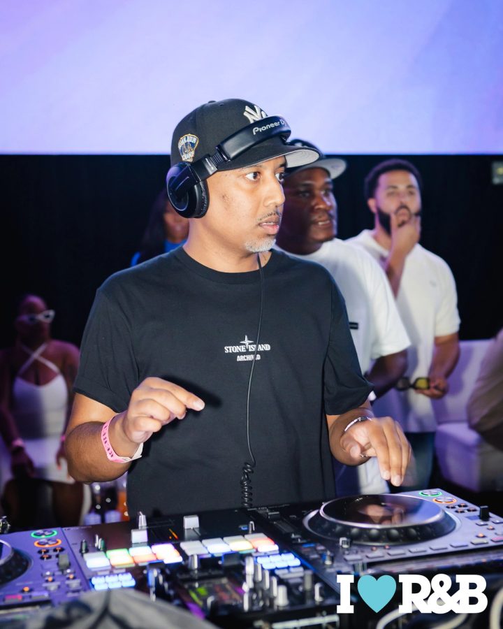 I LOVE R&B - Bobby V & Musiq Soulchild event photo 23