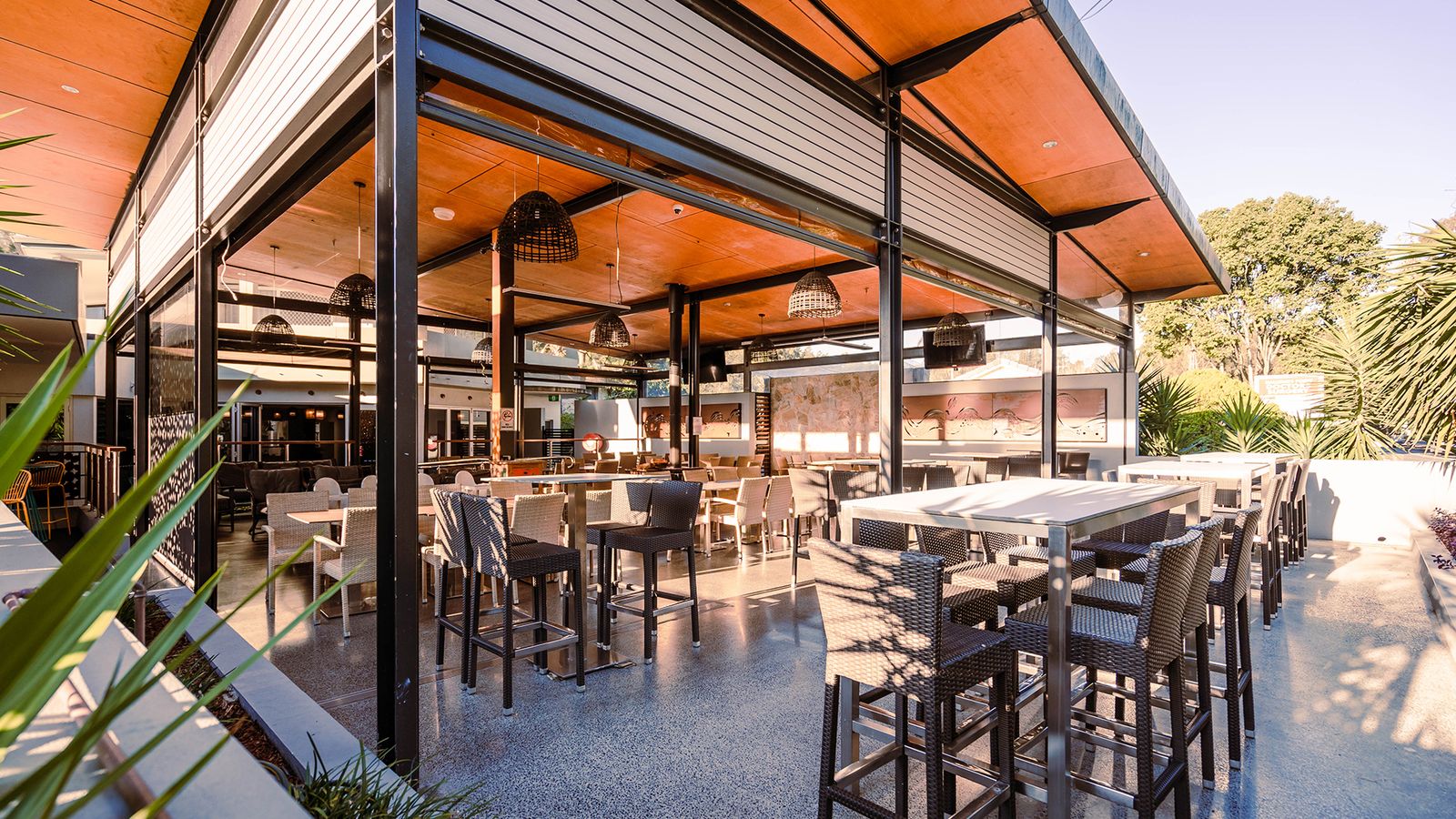 About Halliday’s Point Tavern