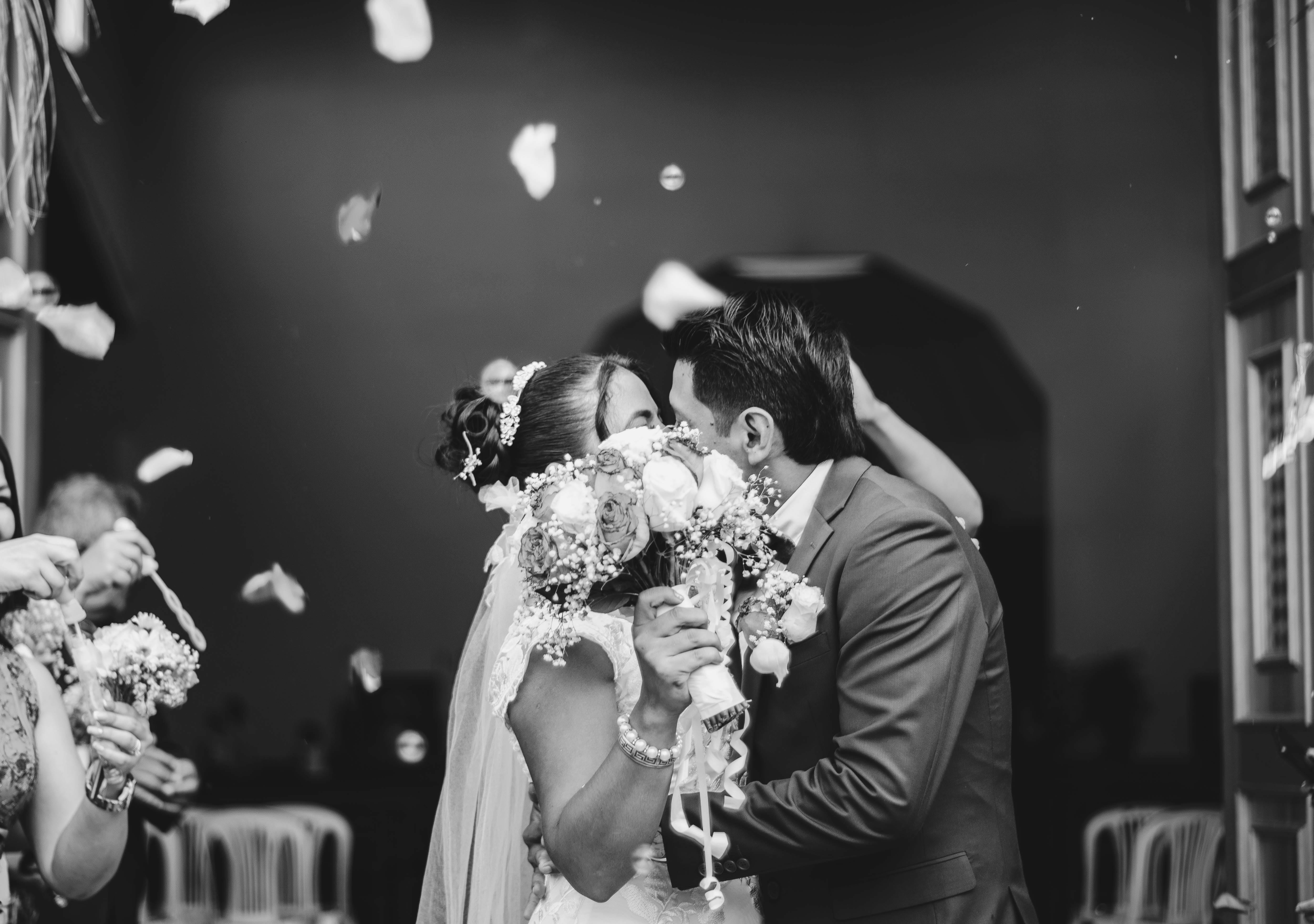 Marrying a U.S. Citizen After Overstaying a Visa Can You Still Get a Green Card.jpg
