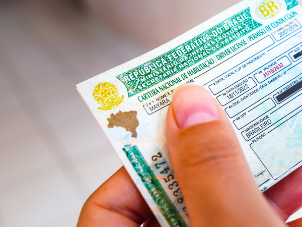 O que não posso fazer com a carteira provisória?