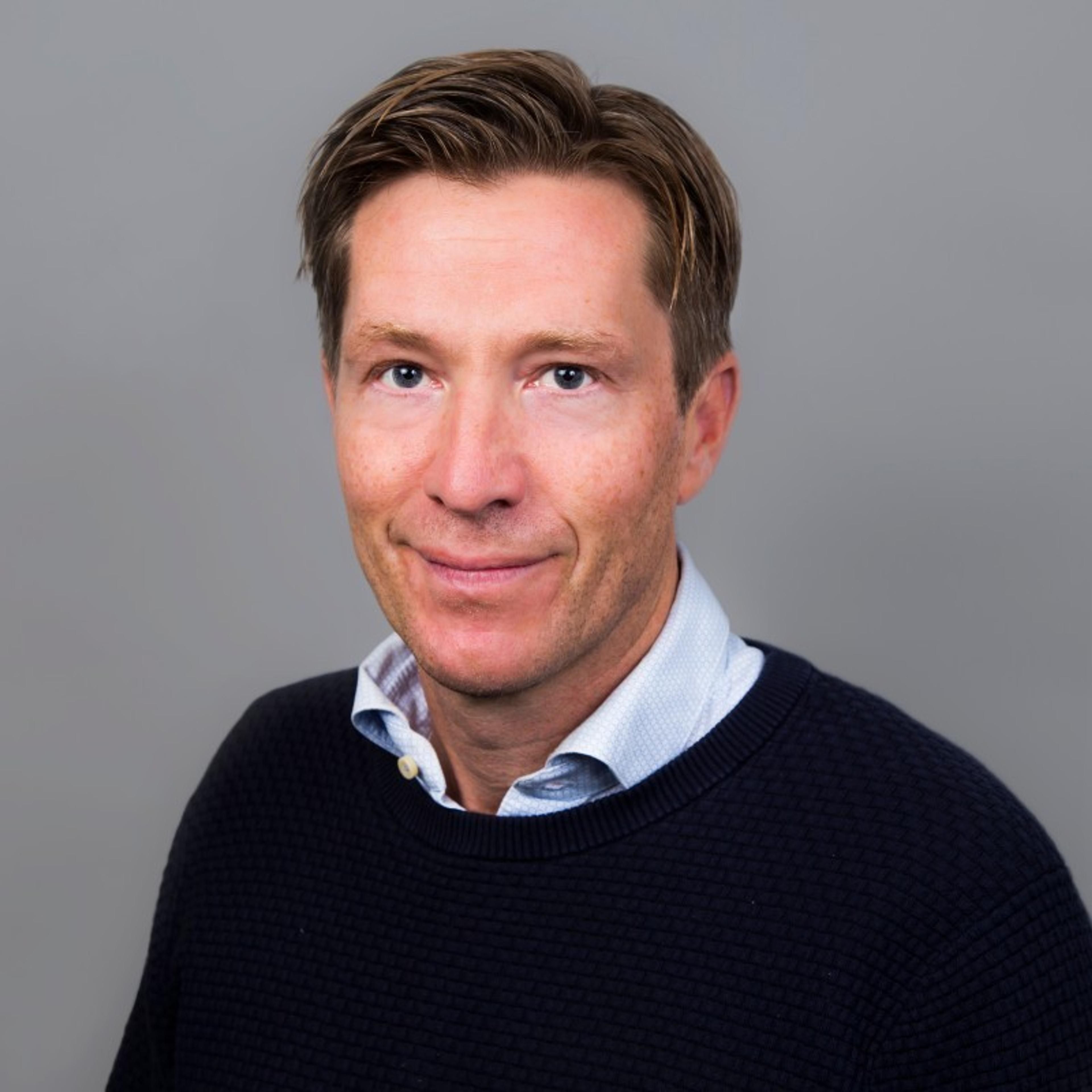 Jonas Lindhe, Vice-VD / Sales