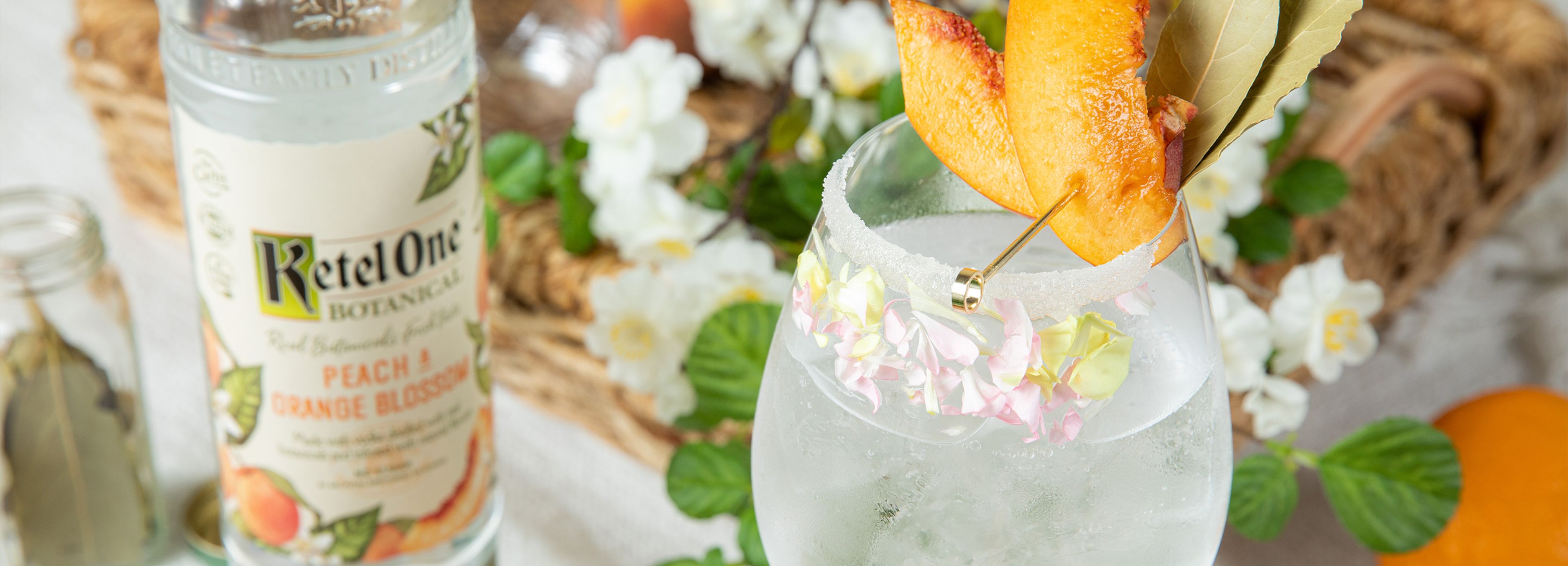 Ketel One Botanical Peach & Orange Blossom Spritz