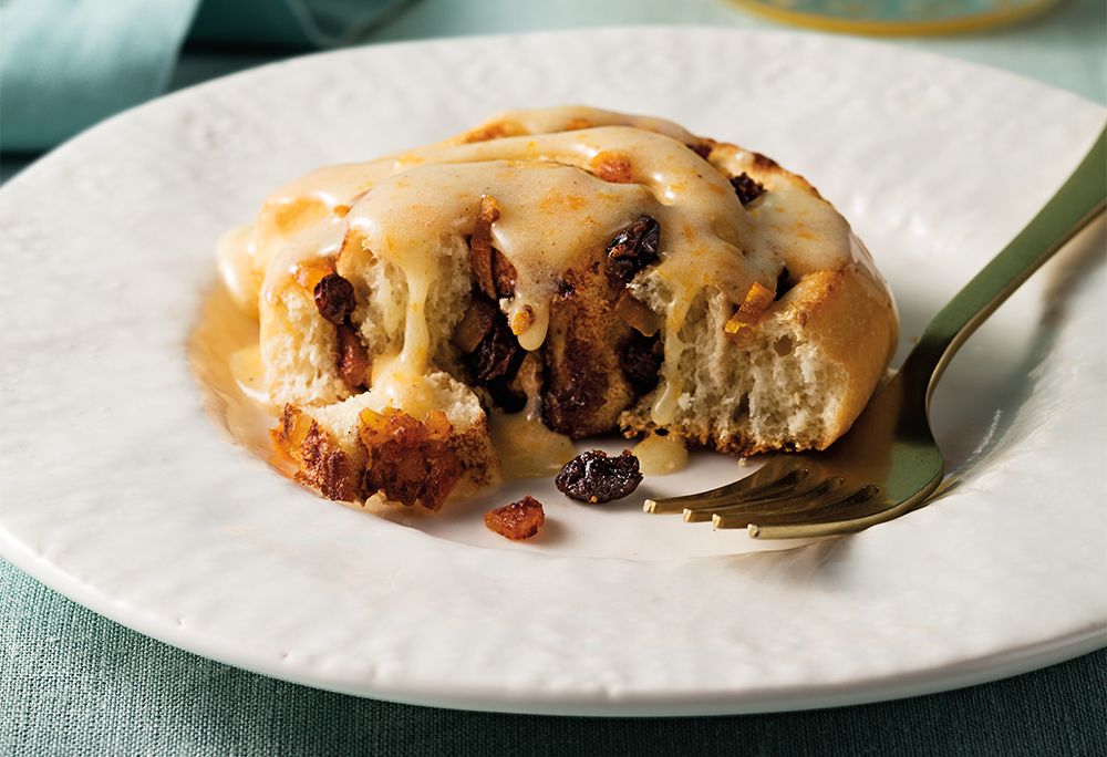Apricot Spice Cinnamon Roll | Schnucks