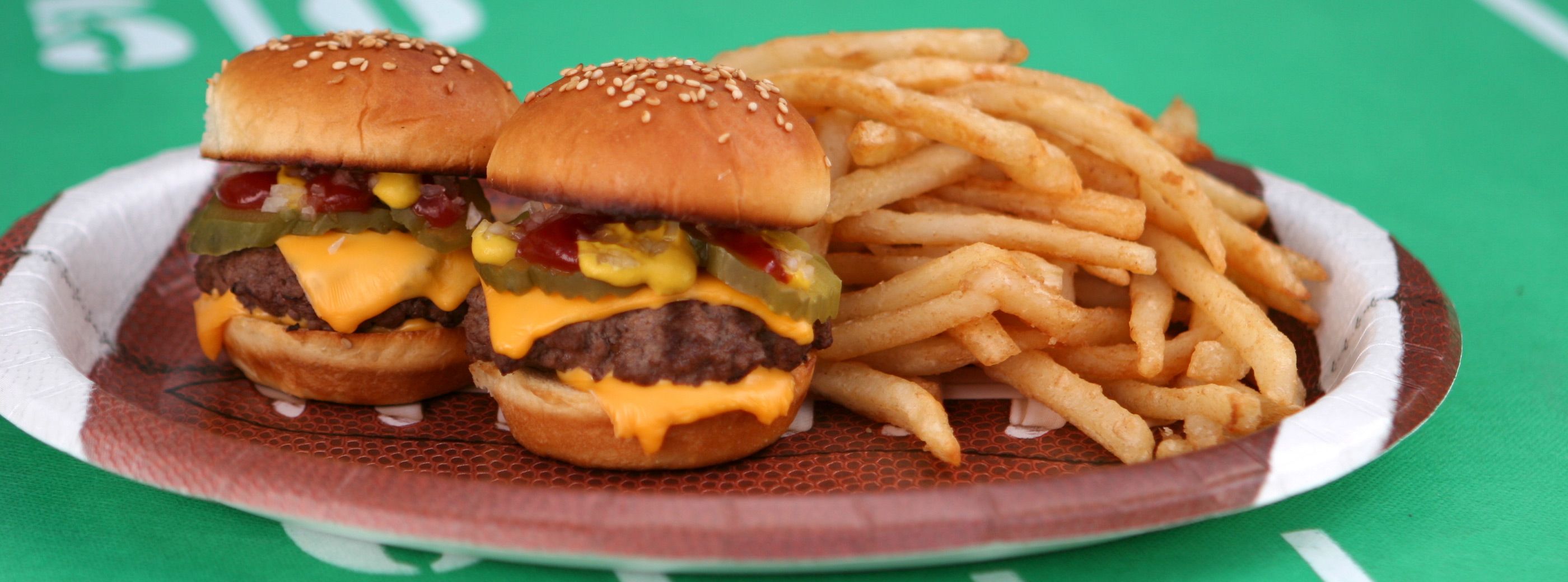 Quarterback Sliders | Schnucks