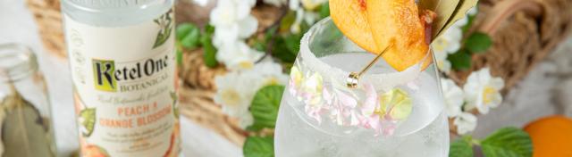 Ketel One Botanical Peach & Orange Blossom Spritz