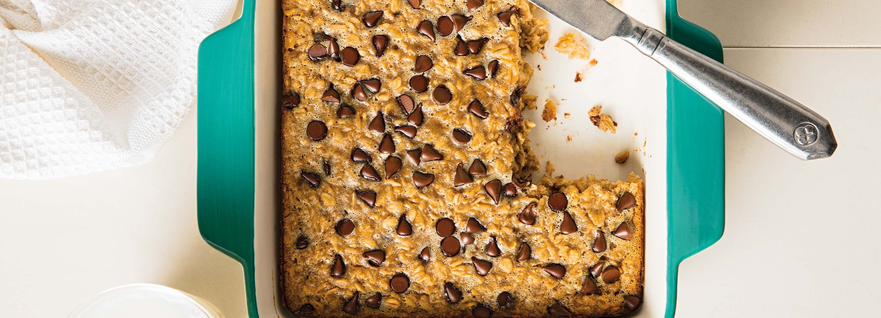 Baked Peanut Butter Banana Oatmeal Bars