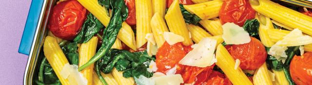 Super-Easy Tomato and Spinach Pasta