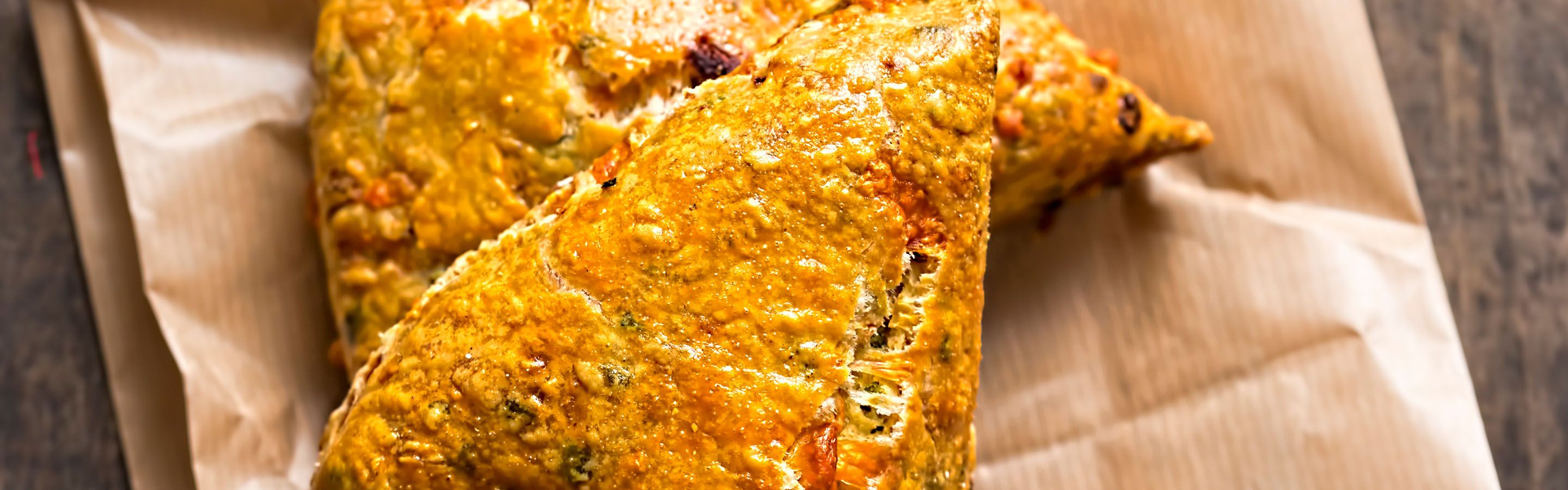 Cheddar Oat Scones | Schnucks