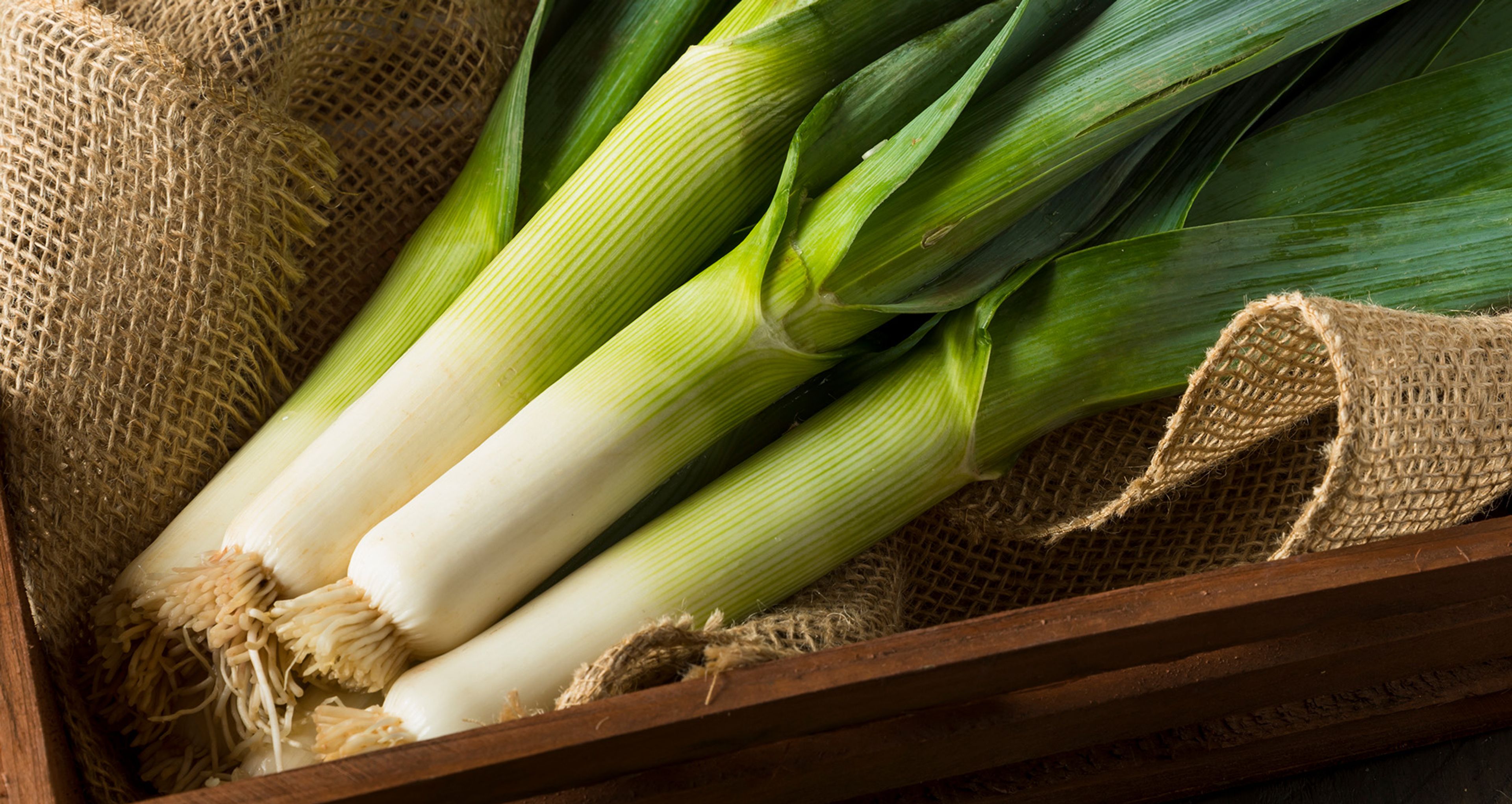 How to Clean A Leek