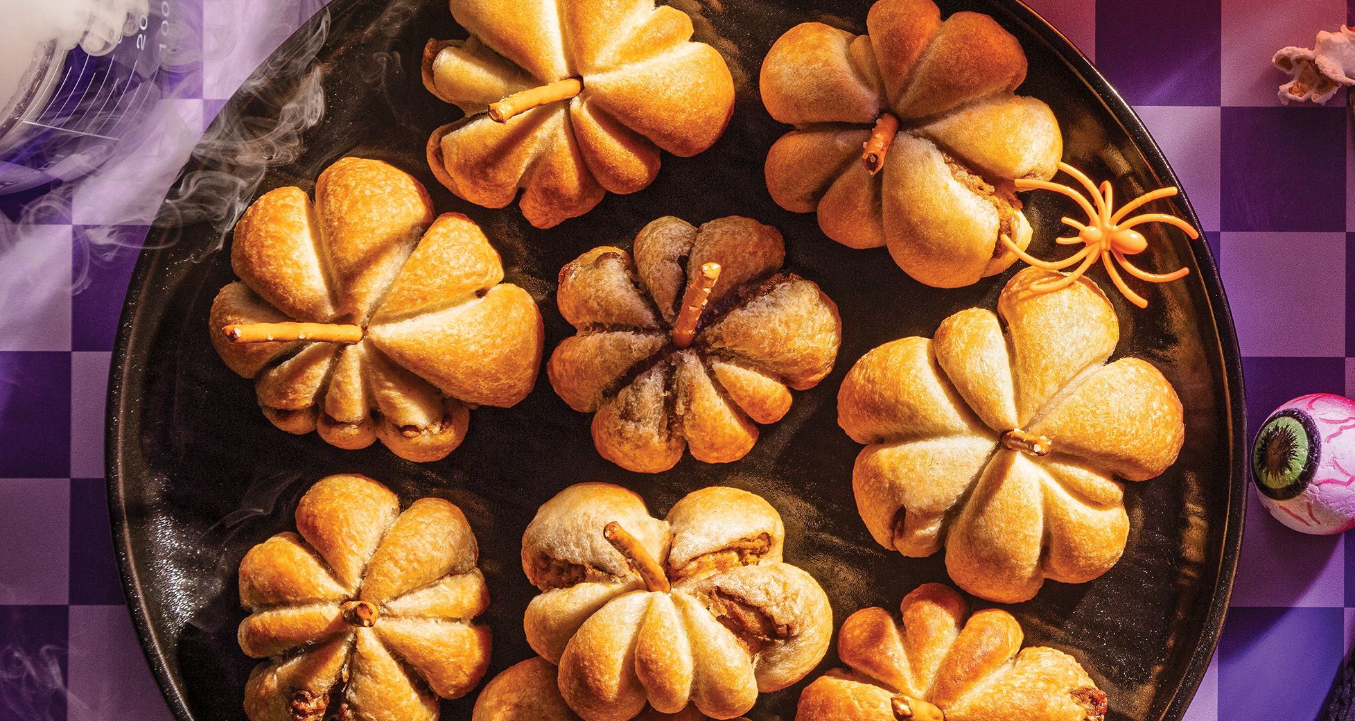 Crescent-Sheet Pumpkins | Schnucks