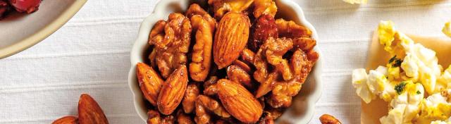 Sweet and Spicy Mixed Nuts