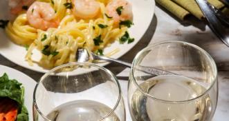 Seafood and Wine Pairing 101