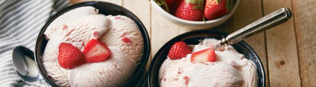 Homemade Strawberry Ice Cream